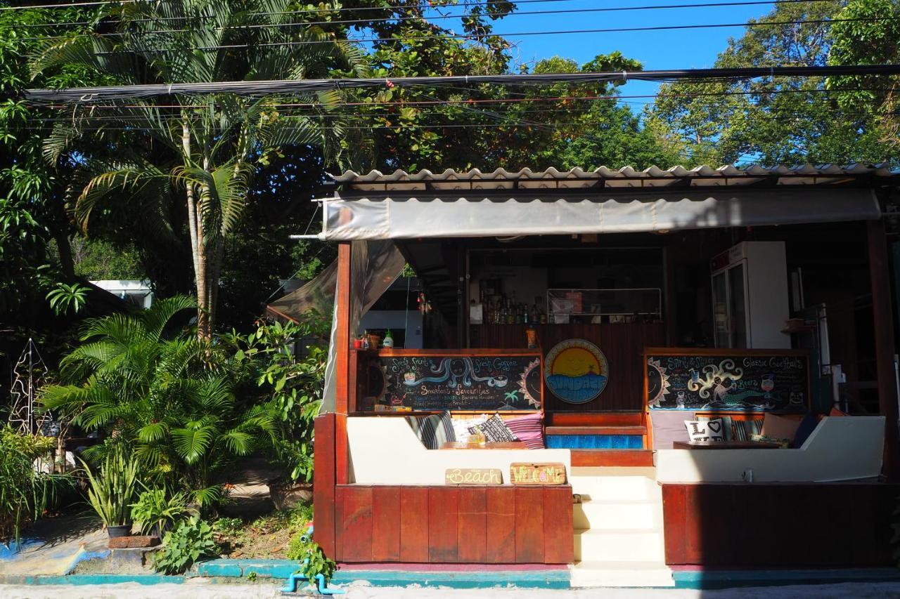 Sundaze Samet - Bar&Hostel Koh Samet Exterior foto
